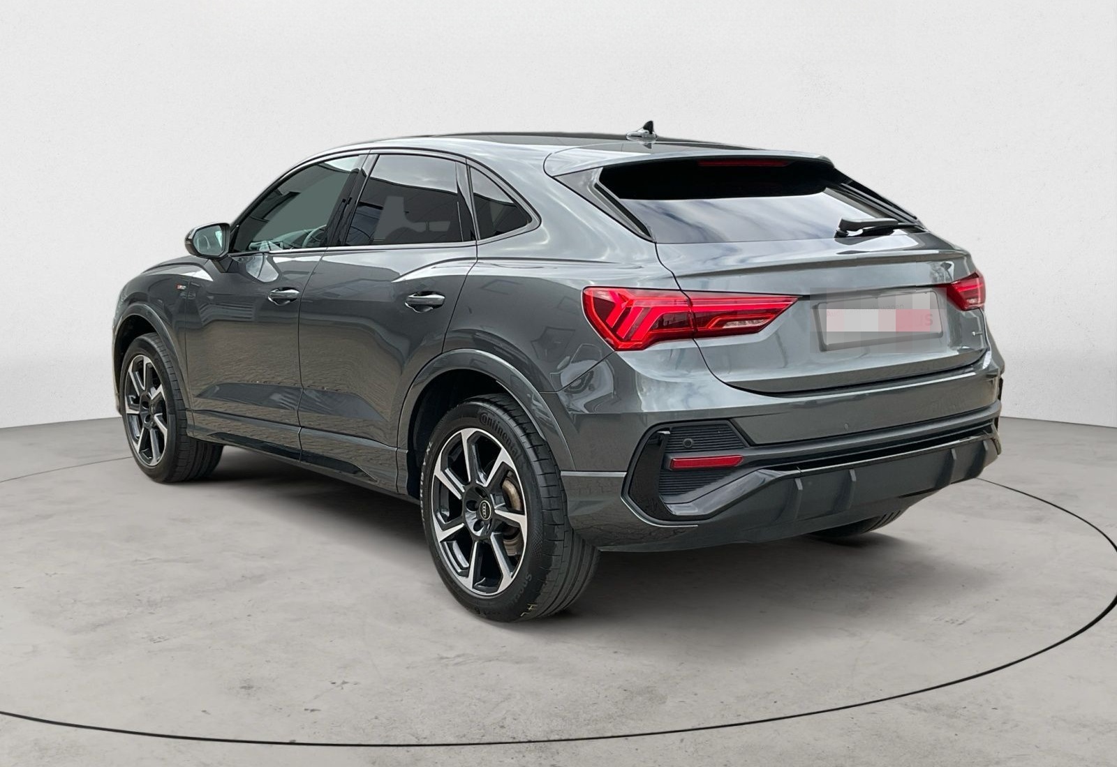 Audi Q3 Sportback 40 TFSI quattro S line PANO NAVI foto 4