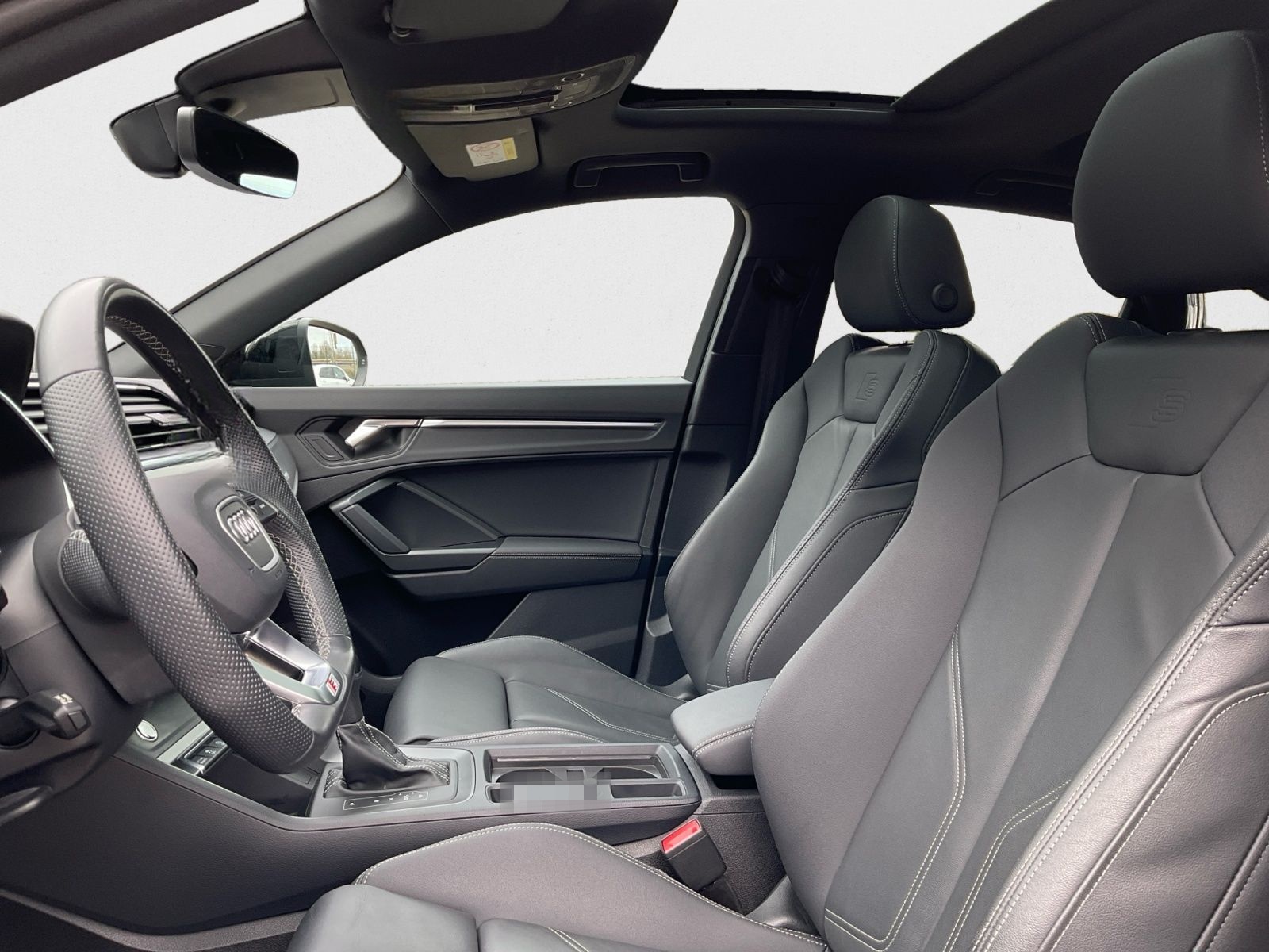 Audi Q3 Sportback 40 TFSI quattro S line PANO NAVI foto 10