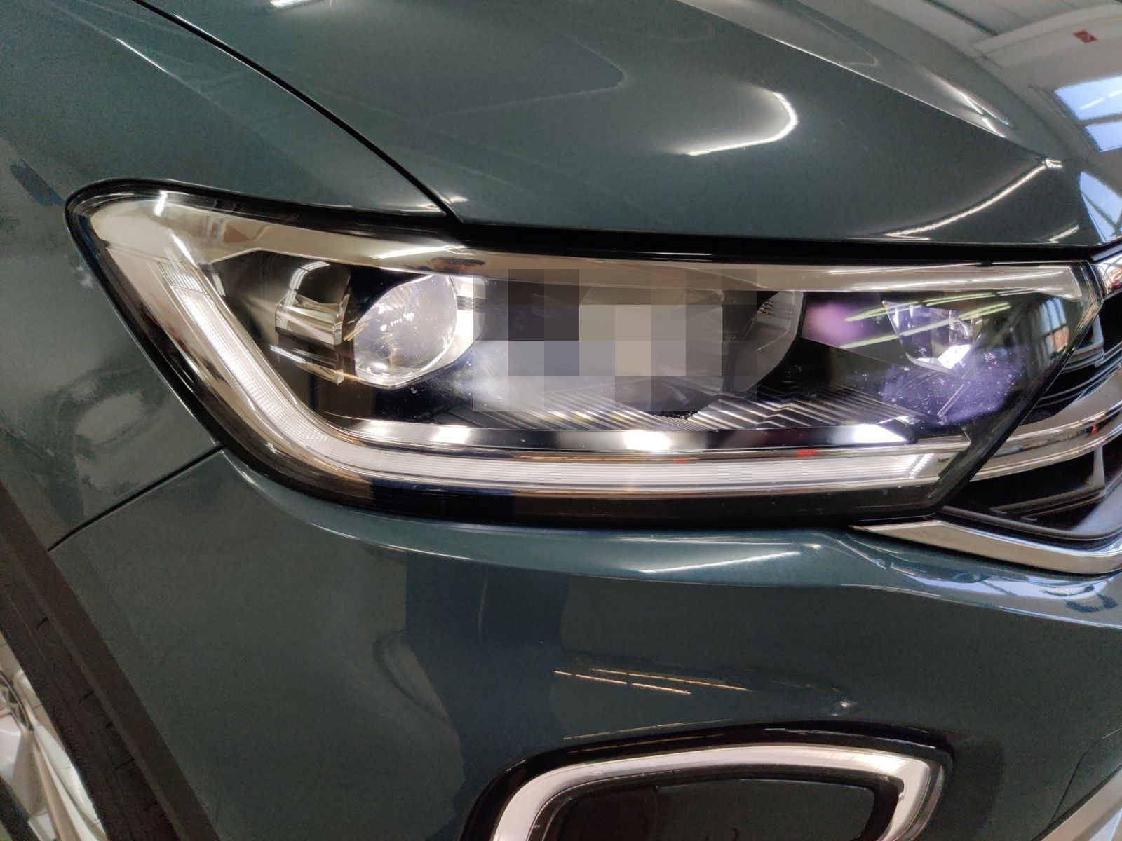 Volkswagen T-Roc Style 1.5 TSI DSG/AHK/Standhz/RFK/03.30Gar foto 22