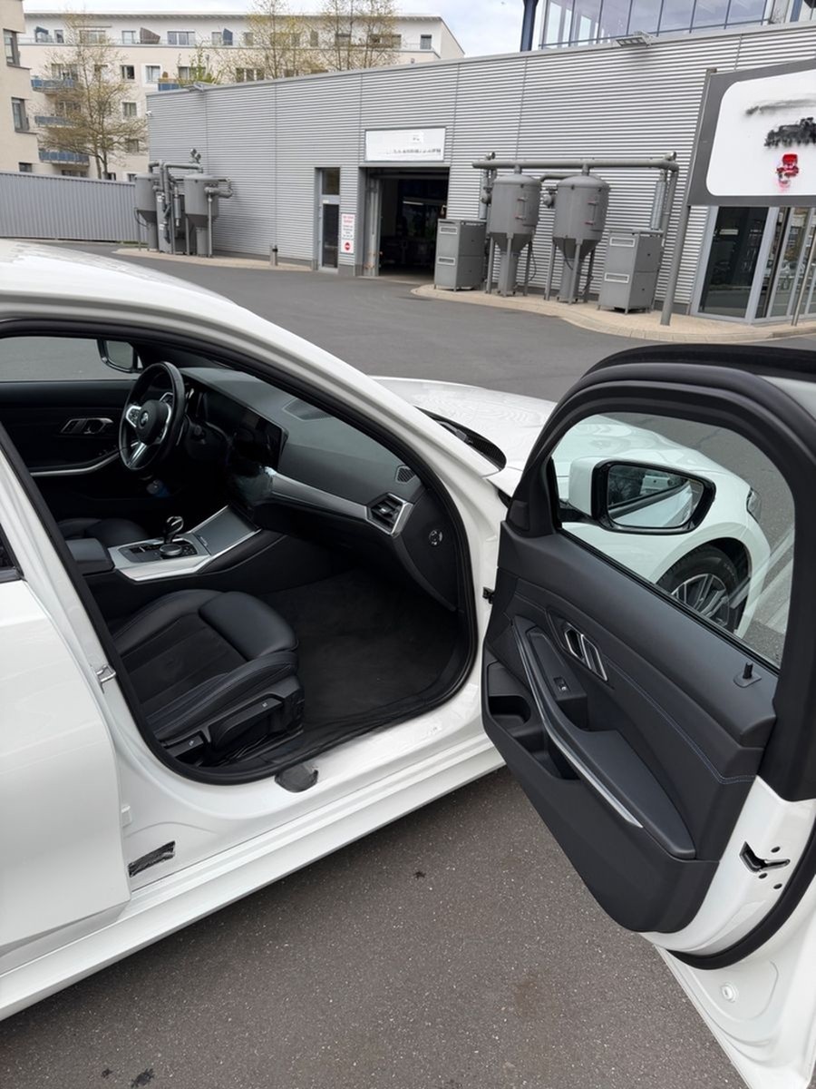 BMW 320i M Sport Automatik M Sport foto 8