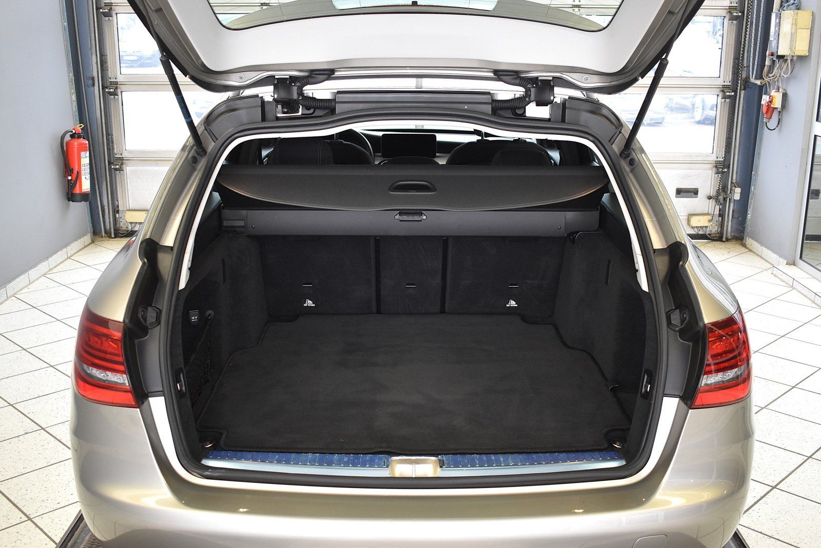 Mercedes-Benz C 180d T Automatik LED*Tempomat foto 9