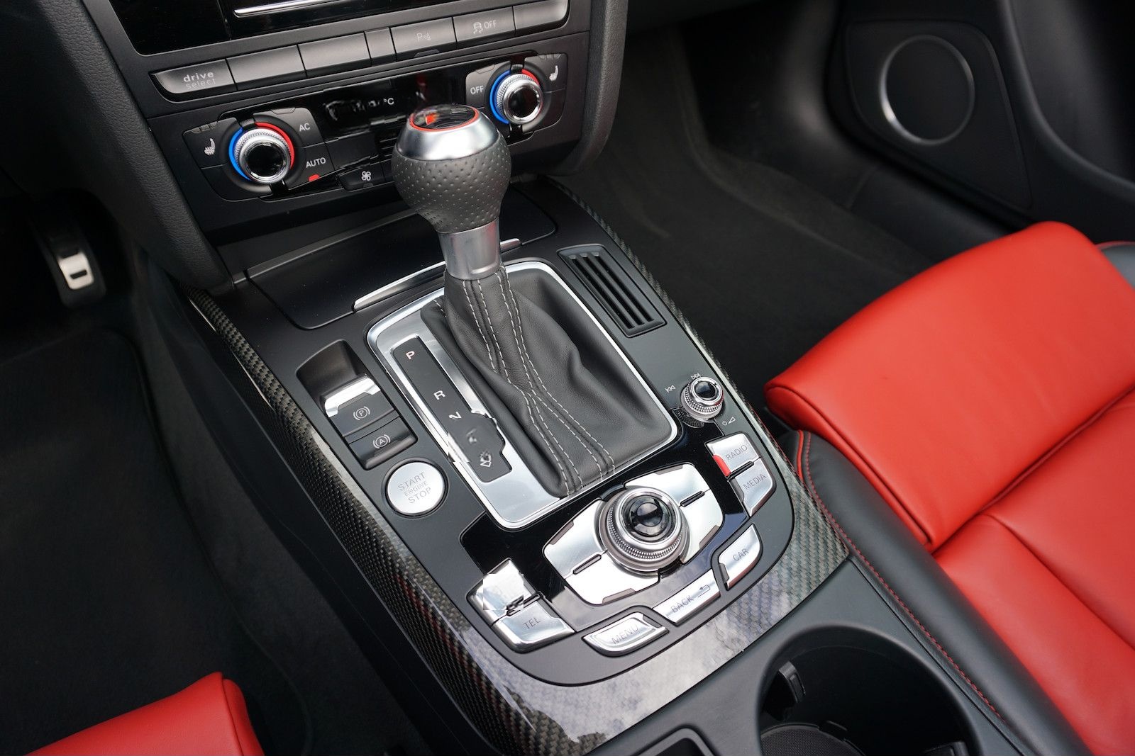 Audi RS5 4.2 1.Hd. B&O MMI 280km/h Carbon Exklusiv foto 9