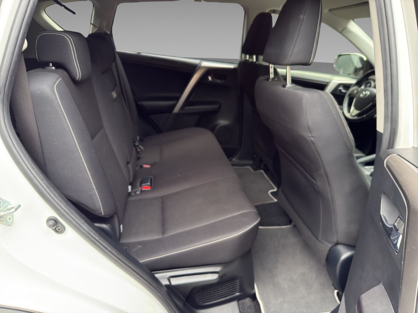 Toyota RAV 4 Team D LED ACC  SHZ El. Heckklappe Mehrzon foto 16