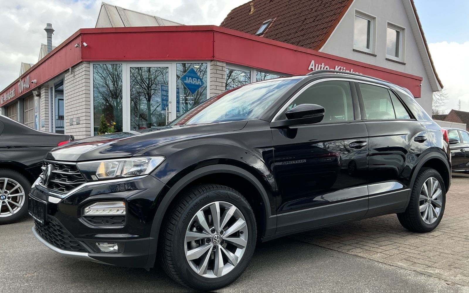 Volkswagen T-Roc Style 1.0 TSI SHZ BT PDC NAVI foto 2