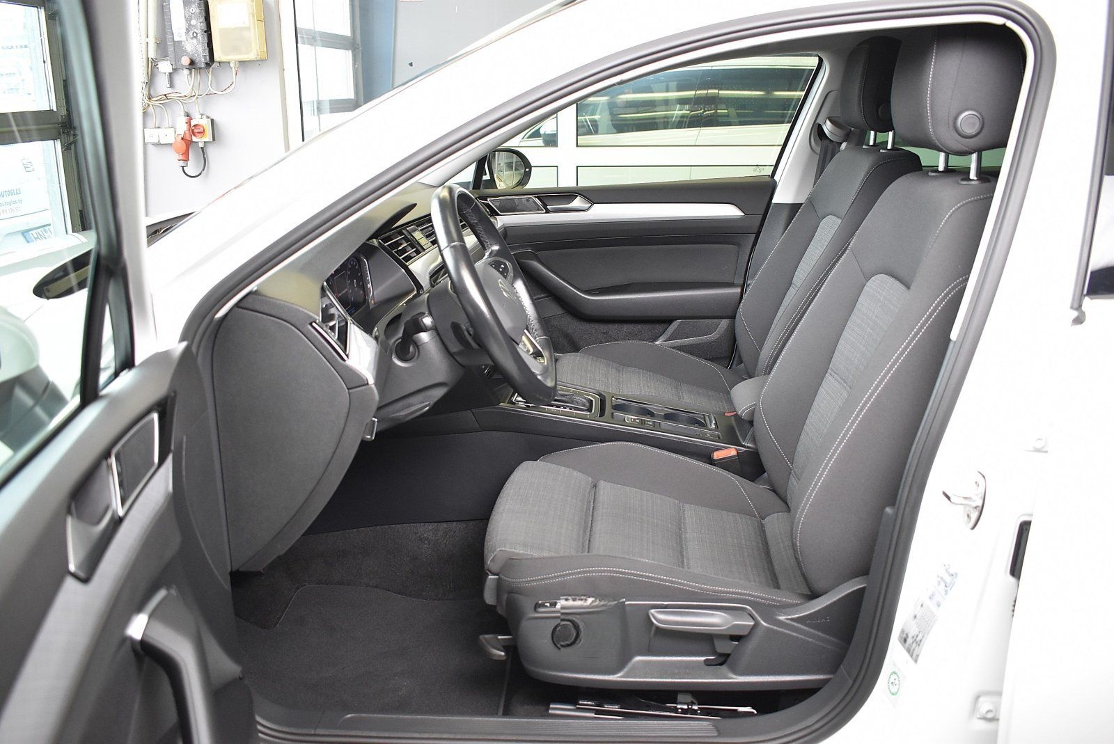 Volkswagen Passat Variant 2.0 TDI Busines DSG* Standheizung foto 11