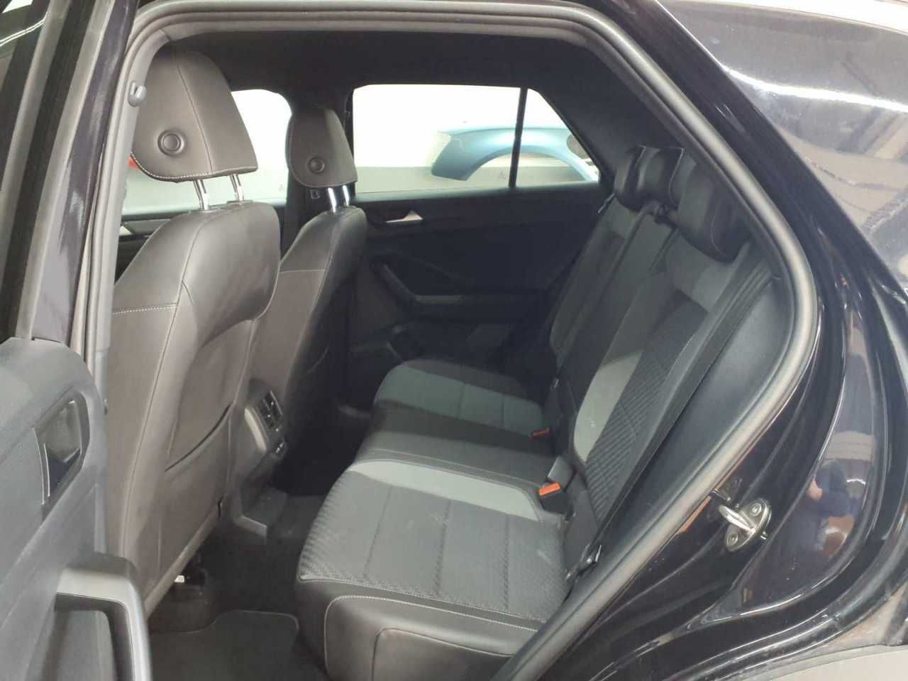 Volkswagen T-Roc Sport R-Line 1.5TSI DSG LED NAVI PDC foto 5