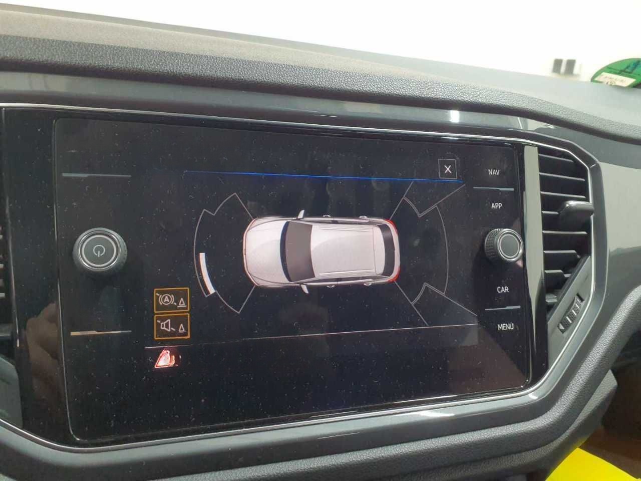 Volkswagen T-Roc Sport R-Line 1.5TSI DSG LED NAVI PDC foto 7