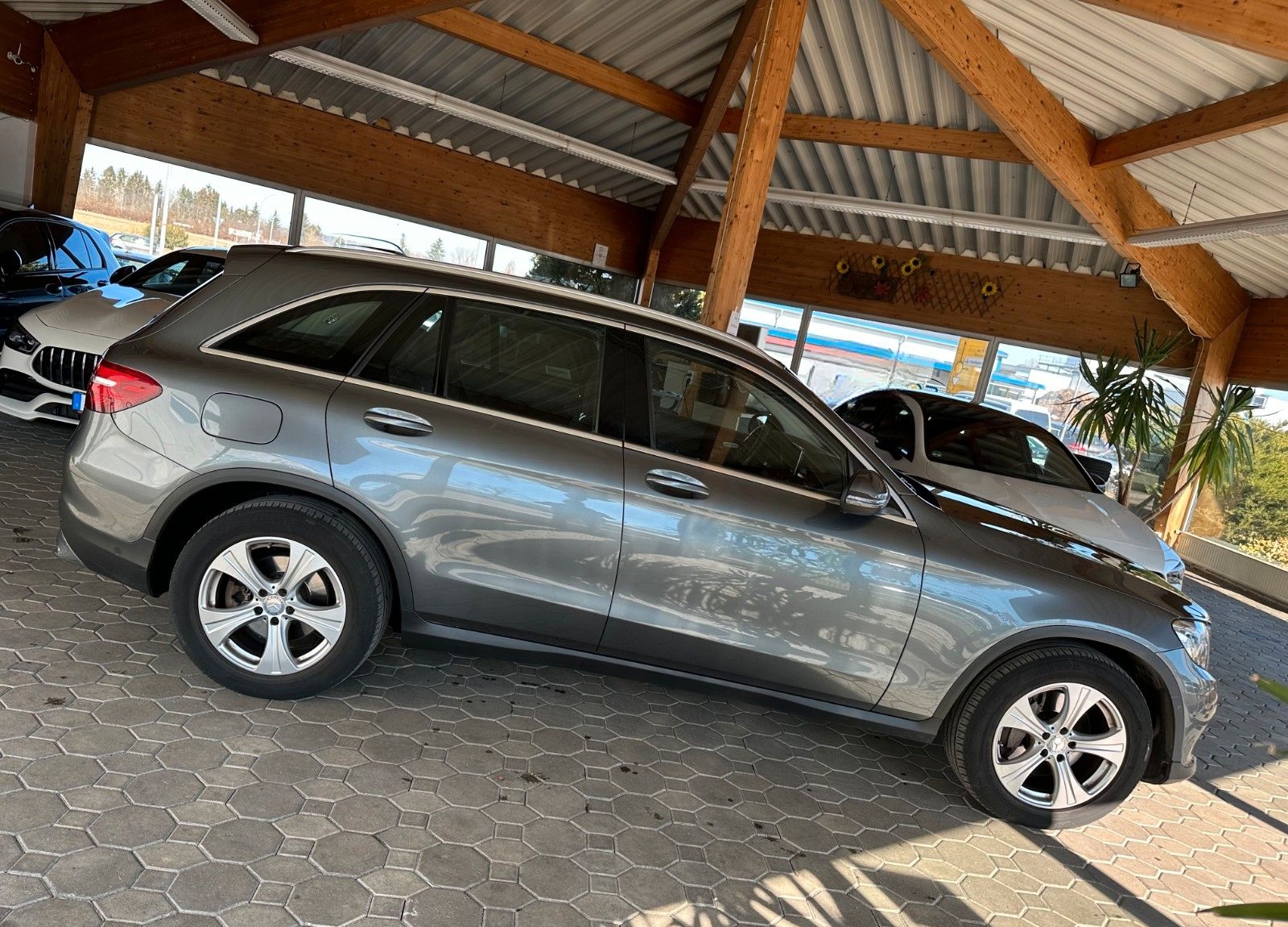 Mercedes-Benz GLC 220 d 9G 4M Exclusive*SHZ*PDC*Temp*Navi*LED foto 6