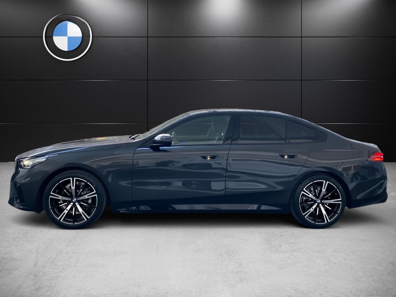 BMW 520d xDrive Lim M-Sport 360° ACC Alc HUD Kam. H/ foto 5