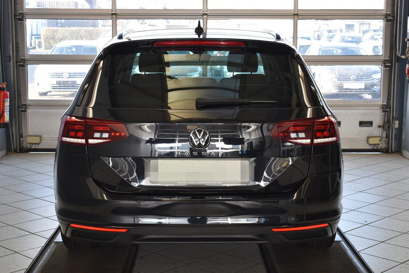 Volkswagen Passat Variant 2.0TDI Business DSG*AHK*LED*ACC foto 5