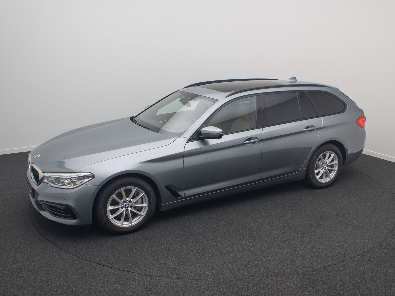 BMW 540d xD SportLine 360°HUD AHK DispKey SoftCl H/K foto 12