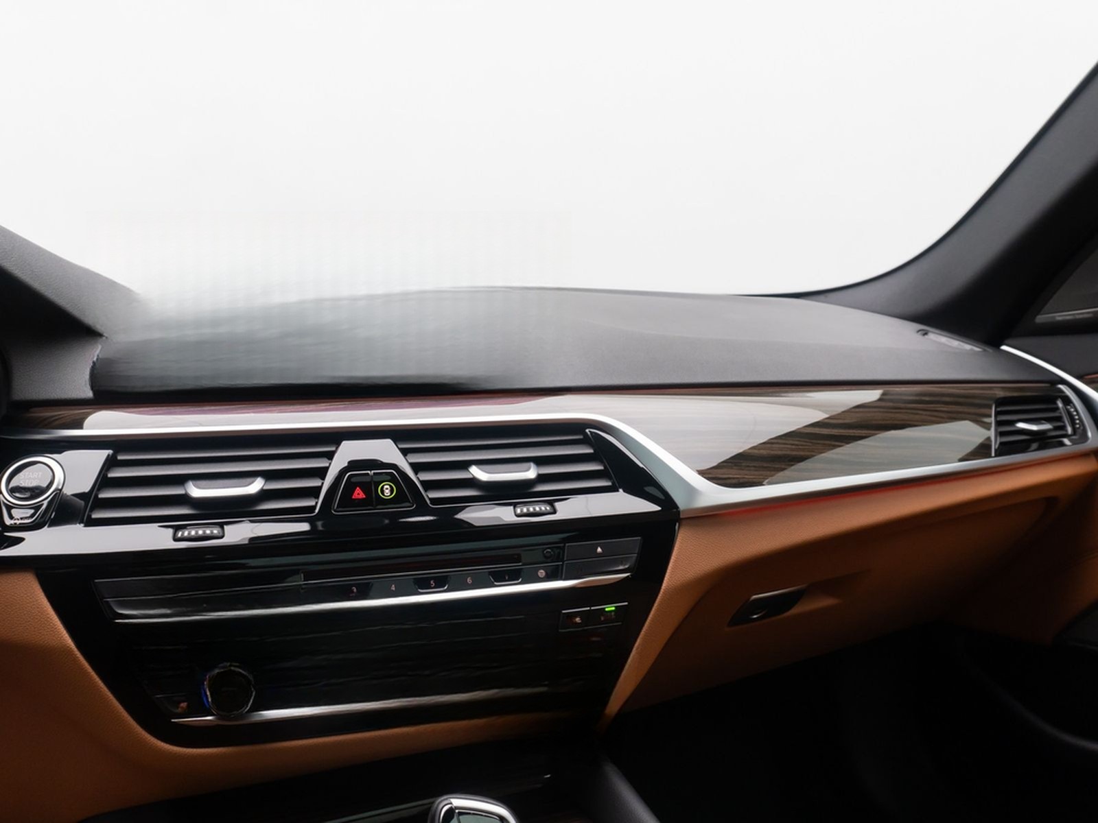 BMW 540d xD SportLine 360°HUD AHK DispKey SoftCl H/K foto 23