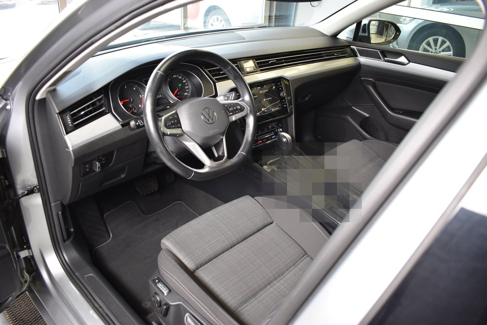 Volkswagen Passat Variant 2.0TDI Business DSG*AHK*LED*ACC foto 12