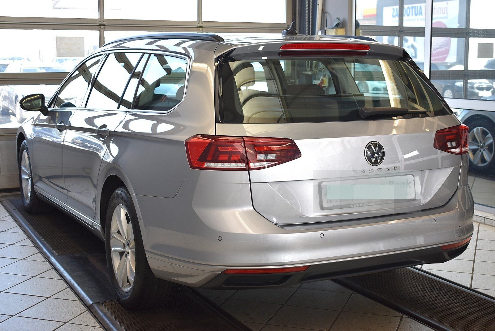 Volkswagen Passat Variant 2.0TDI Business DSG*AHK*LED*ACC foto 4