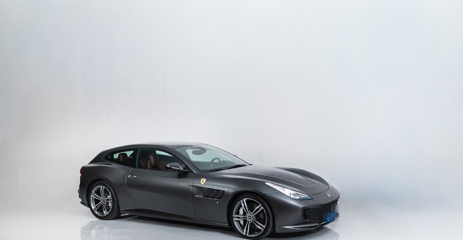 Ferrari GTC4Lusso V12 - Carbon, Approved, Lift, Panorama foto 2