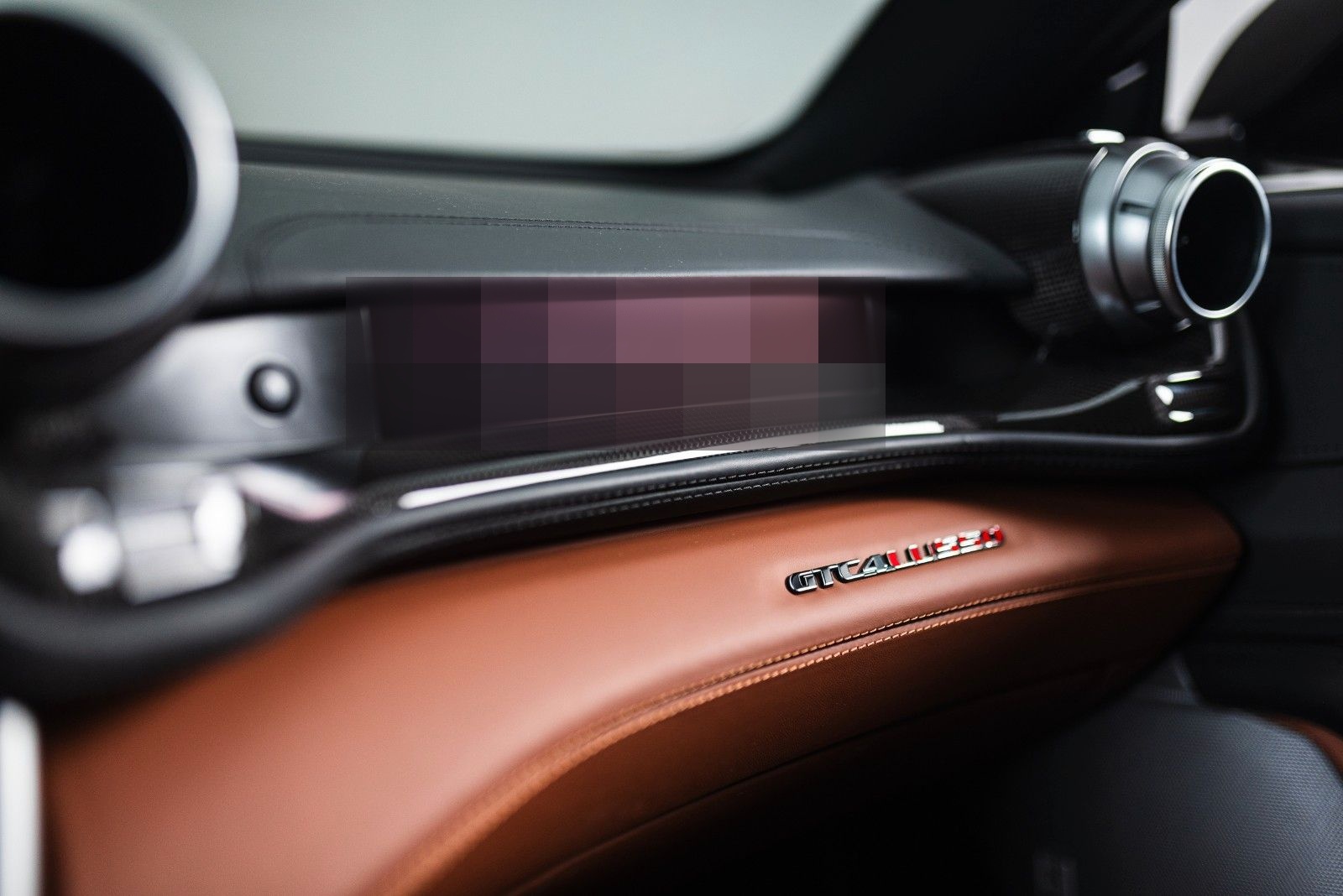 Ferrari GTC4Lusso V12 - Carbon, Approved, Lift, Panorama foto 19