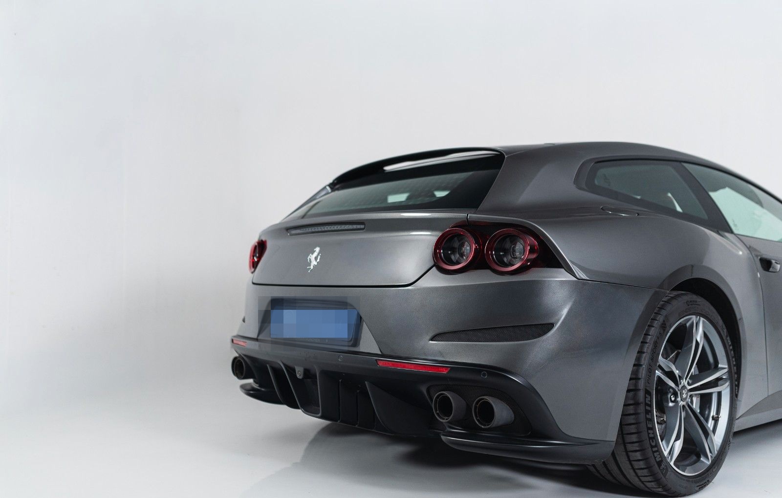Ferrari GTC4Lusso V12 - Carbon, Approved, Lift, Panorama foto 23