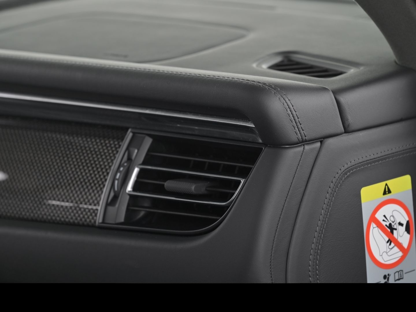 Porsche Macan GTS / PTS Luftfederung Privacyverglasung B foto 25