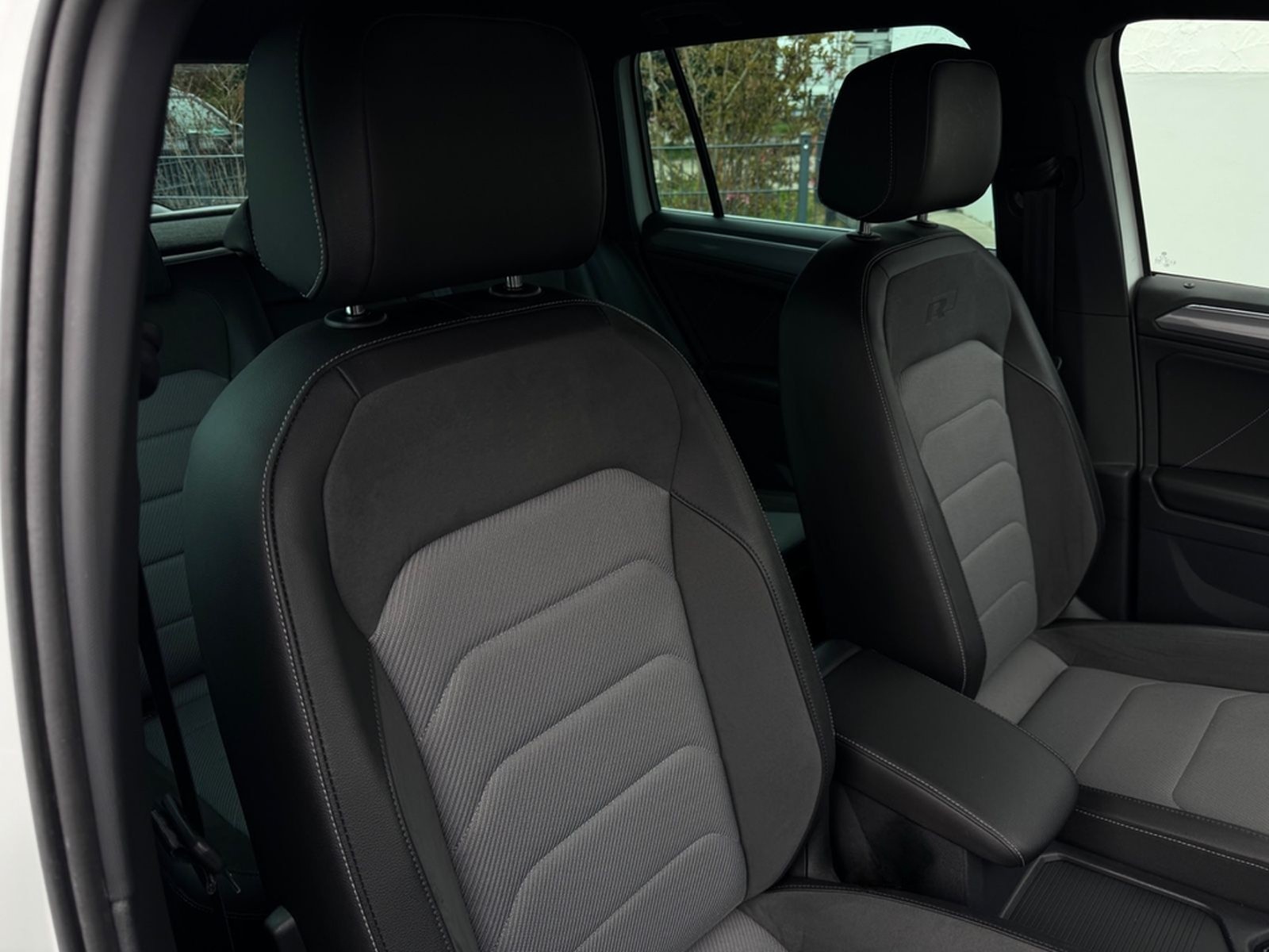 Volkswagen Tiguan 2.0 R-Line 4Motion*DSG*GARANTIE foto 14