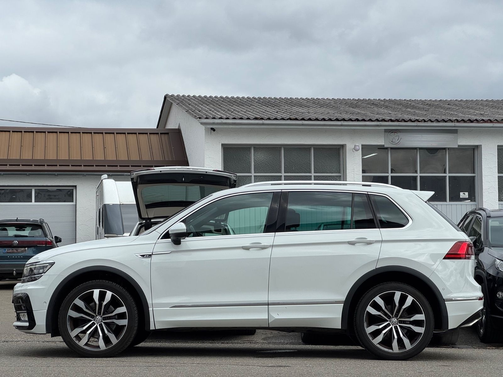Volkswagen Tiguan 2.0 R-Line 4Motion*DSG*GARANTIE foto 3