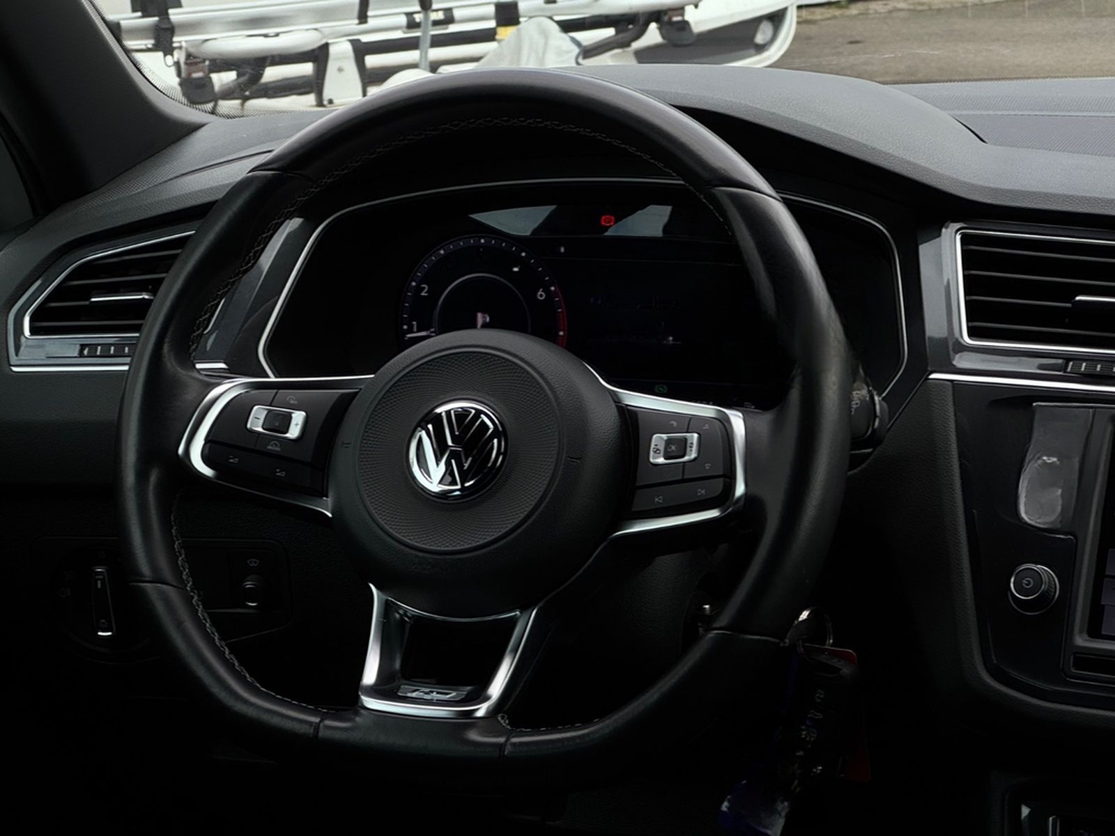 Volkswagen Tiguan 2.0 R-Line 4Motion*DSG*GARANTIE foto 9