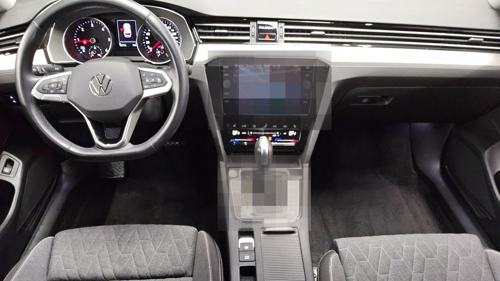 Volkswagen Passat Var. 2.0 TDI Business Navi LED H-K RfK foto 5