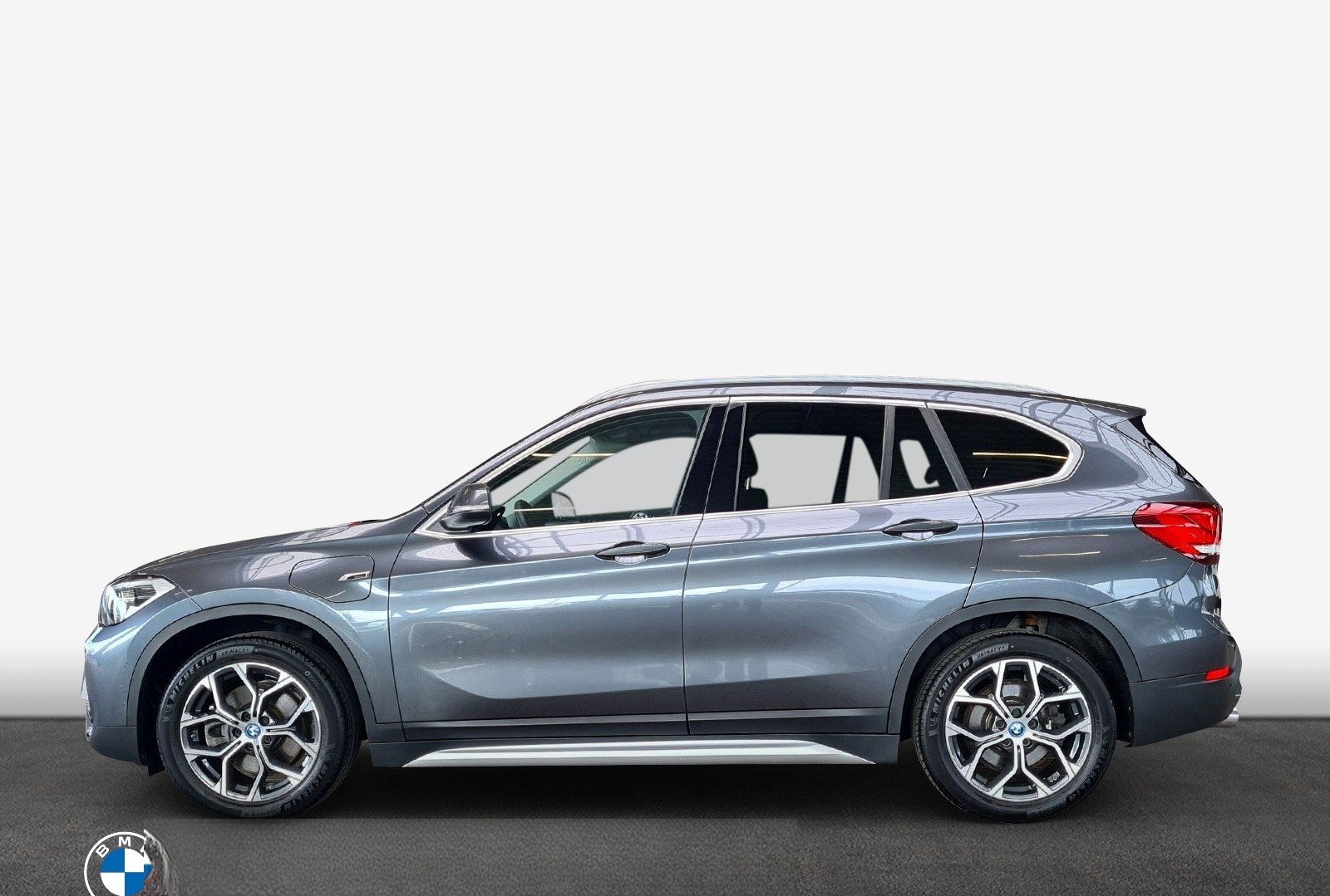 BMW X1 xDrive25e xLine DAB LED Navi Tempomat AHK Shz foto 5