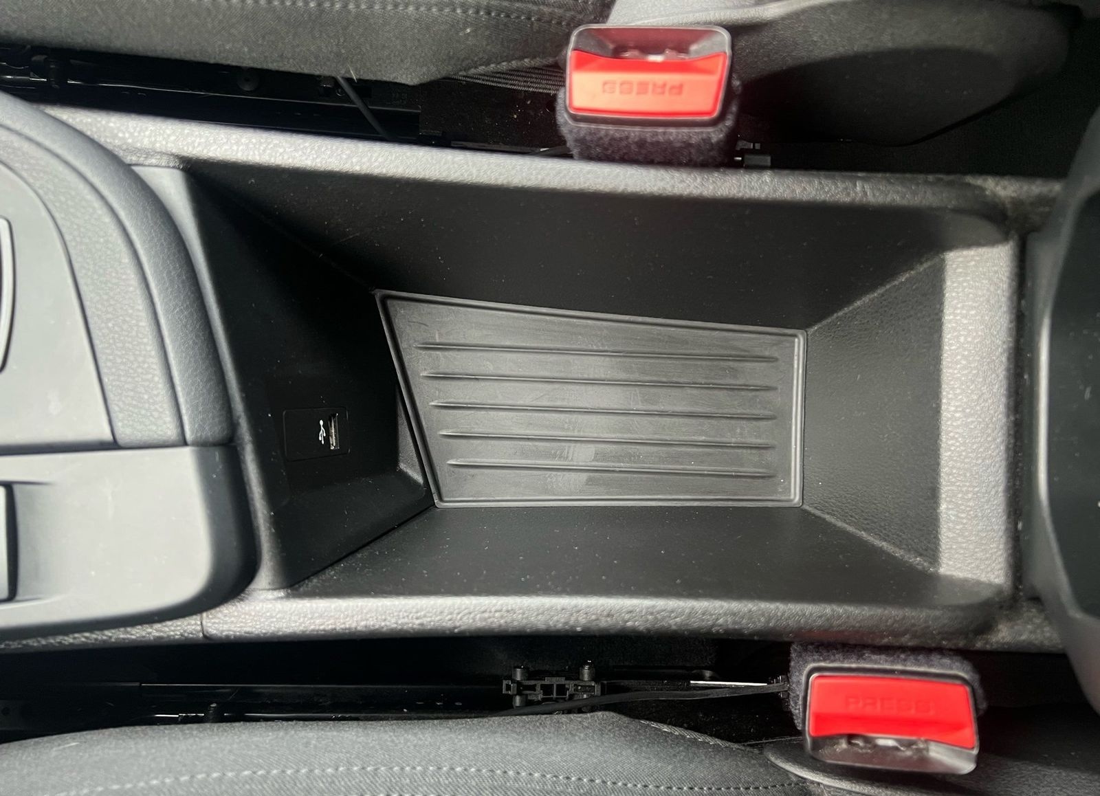 BMW X1 sDrive18i ANHÄNGEKUPPLUNG DAB NAVI UVM. foto 21