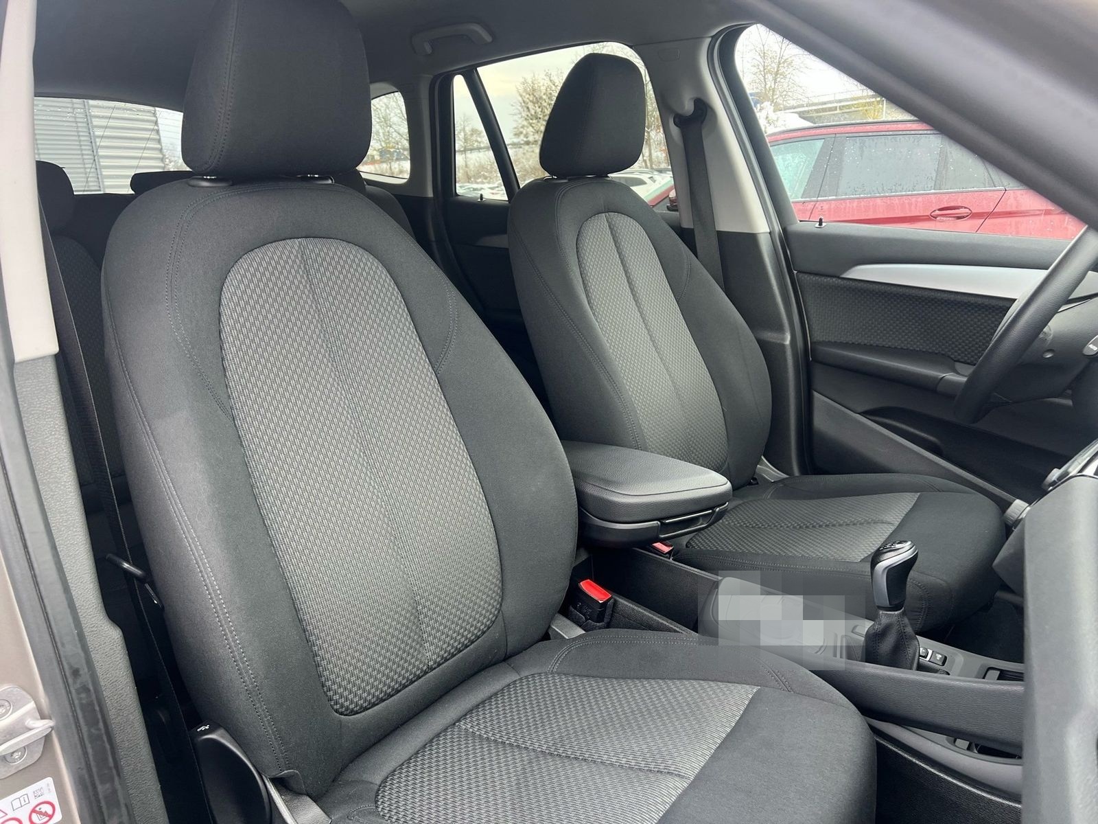 BMW X1 sDrive18i ANHÄNGEKUPPLUNG DAB NAVI UVM. foto 24