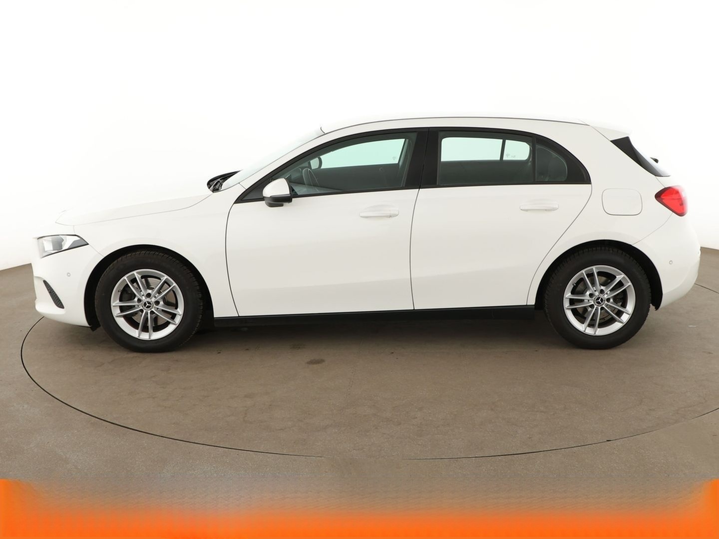Mercedes-Benz A 200 Aut.*NAVI*PDC*SHZ*TEMPO*KLIMA*MBUX* foto 3