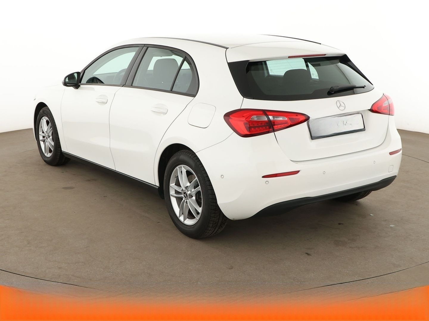 Mercedes-Benz A 200 Aut.*NAVI*PDC*SHZ*TEMPO*KLIMA*MBUX* foto 4