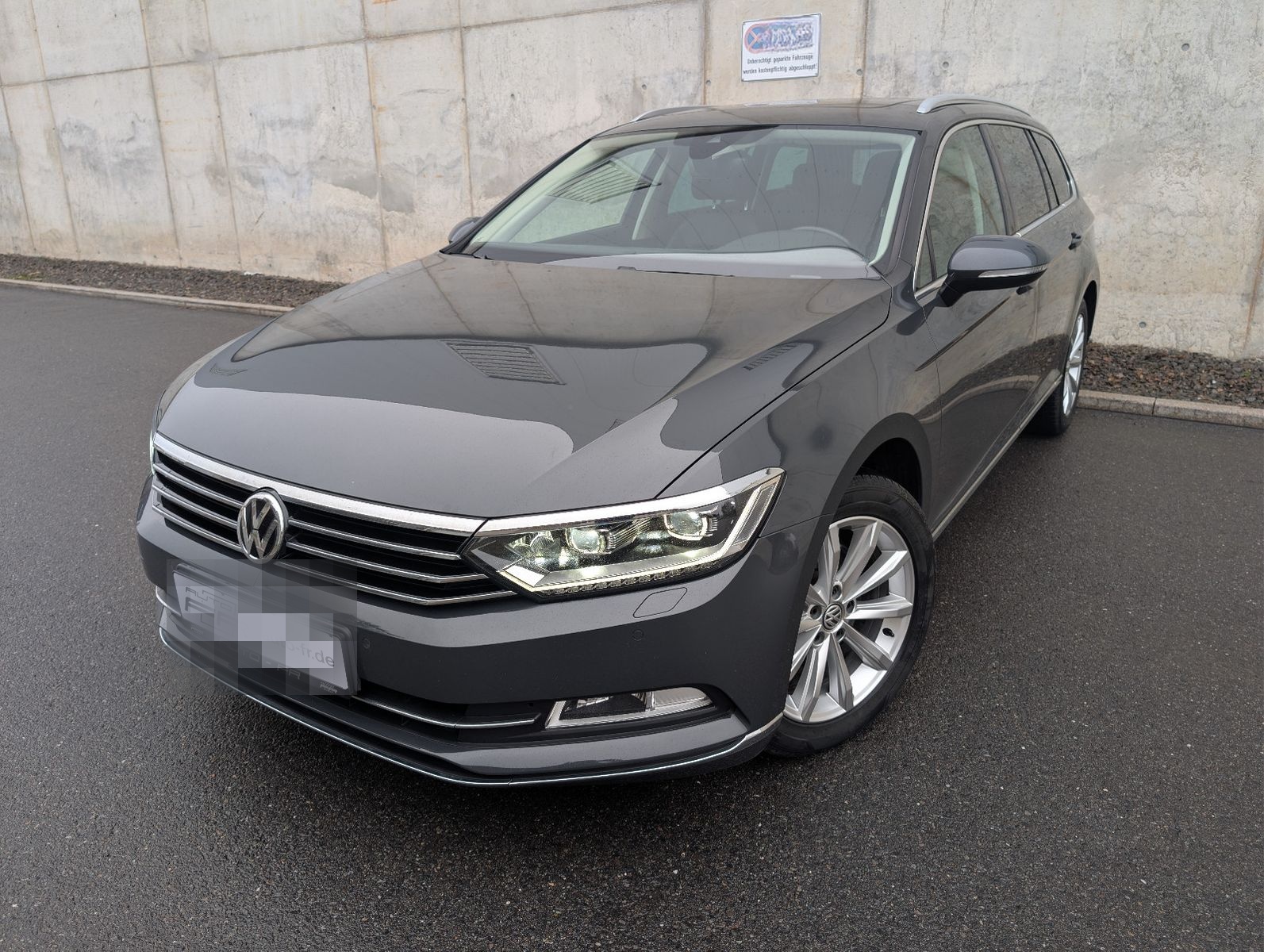 Volkswagen Passat Variant Highline 2,0TDI 4Motion DSG Pano foto 2
