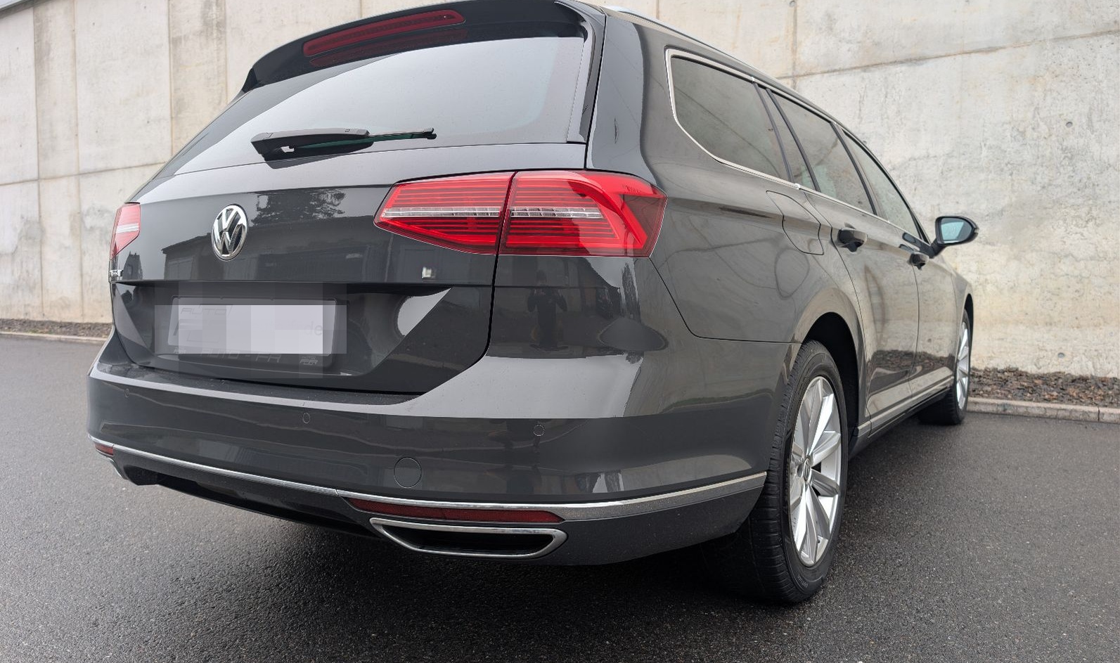 Volkswagen Passat Variant Highline 2,0TDI 4Motion DSG Pano foto 16