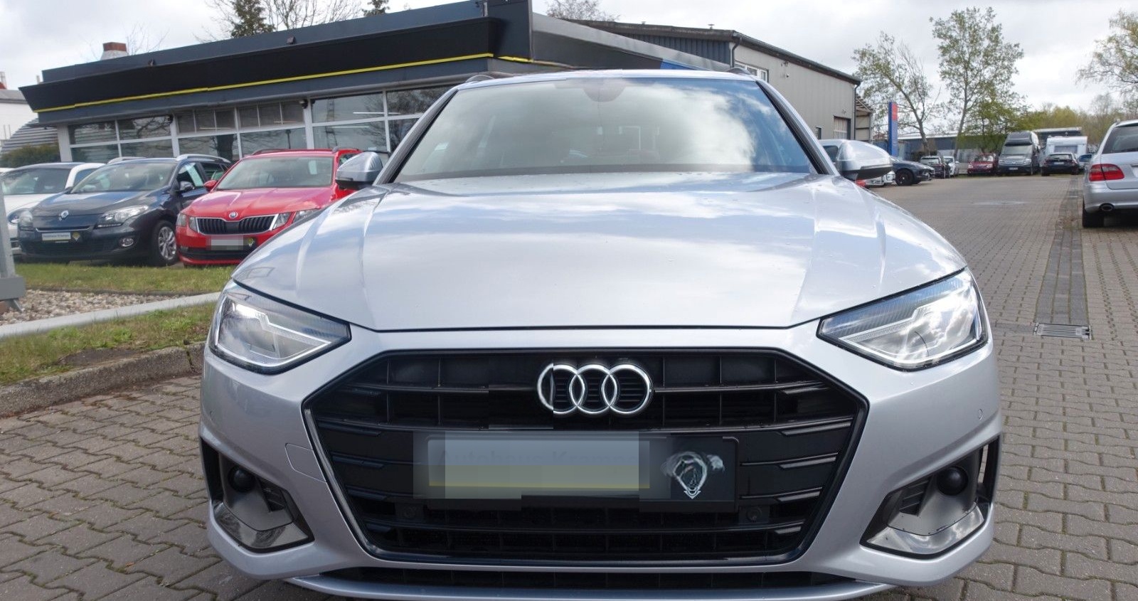 Audi A4 Avant 40 TDI advanced Leder Navi Tempomat AHK foto 3