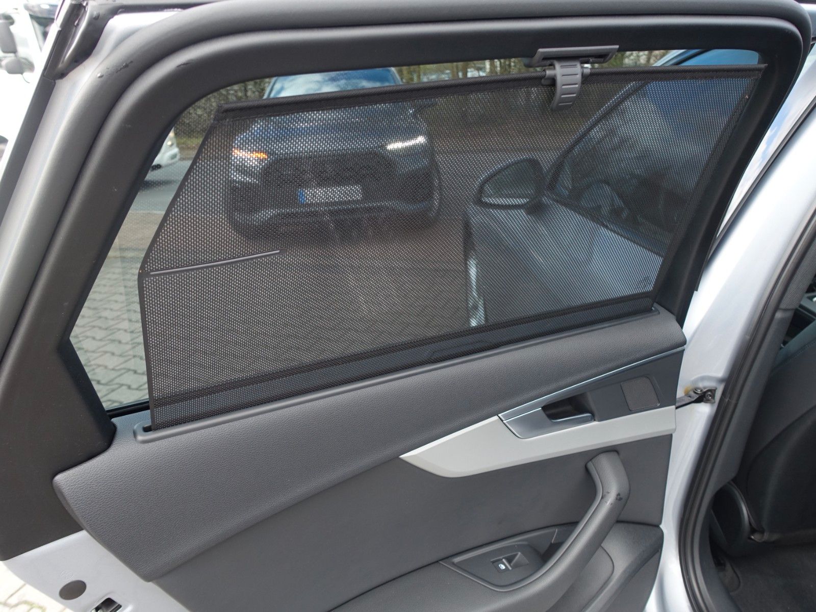 Audi A4 Avant 40 TDI advanced Leder Navi Tempomat AHK foto 24