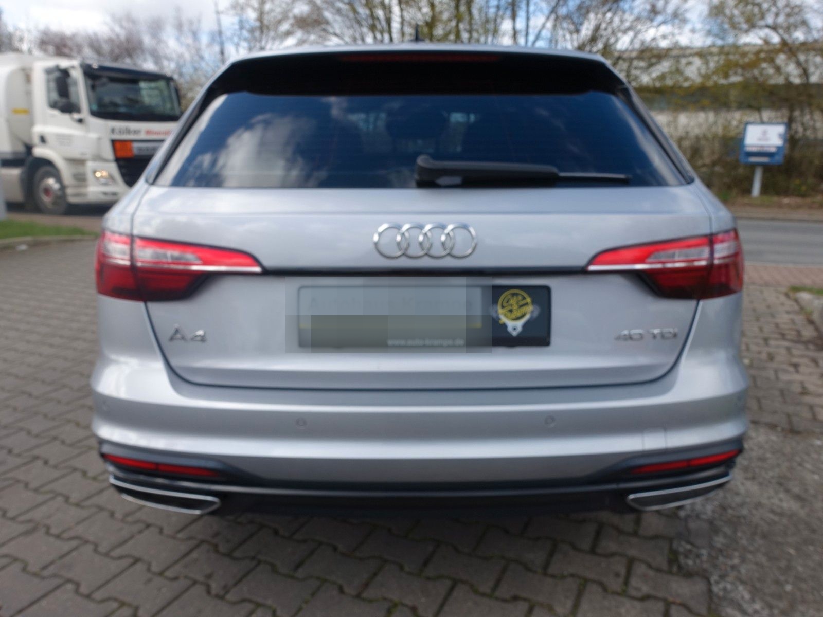 Audi A4 Avant 40 TDI advanced Leder Navi Tempomat AHK foto 6