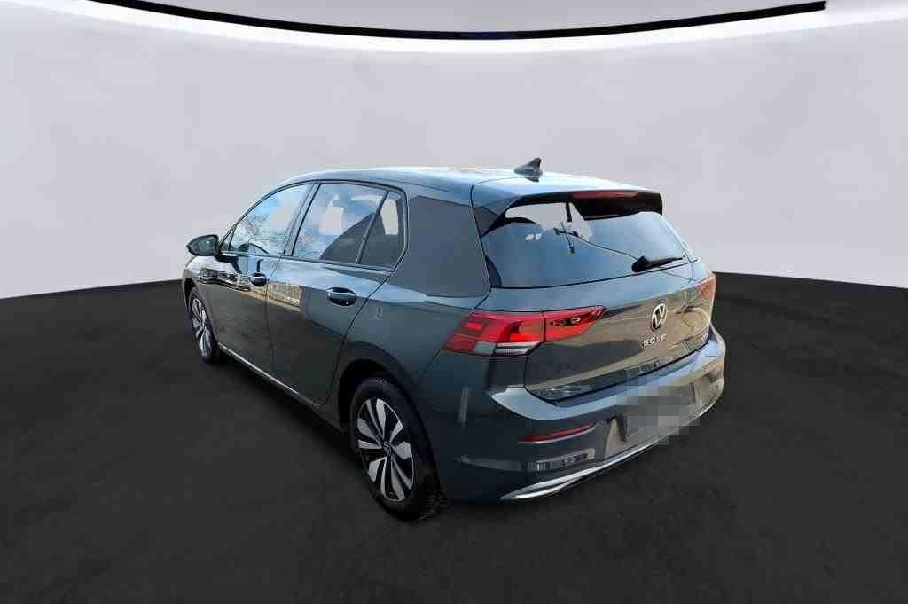 Volkswagen Golf VIII 1.0 eTSI Move DSG Navi Einparkh Digtal foto 4