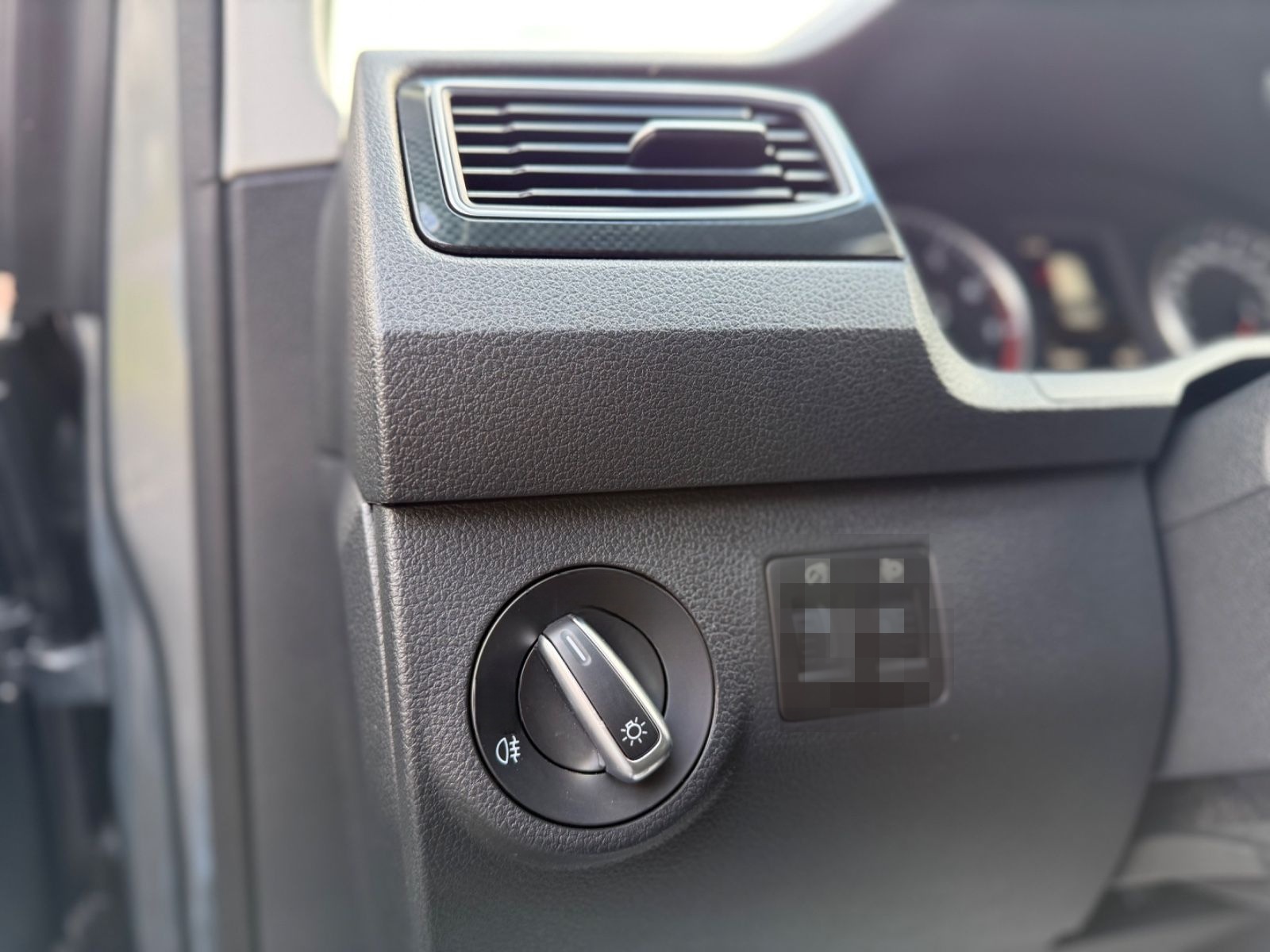 Volkswagen Caddy! Automatik! Kamera! Wenig KM! 1. Hand! foto 12