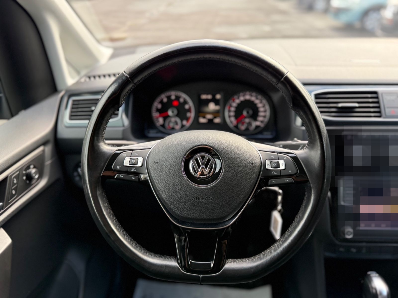 Volkswagen Caddy! Automatik! Kamera! Wenig KM! 1. Hand! foto 13