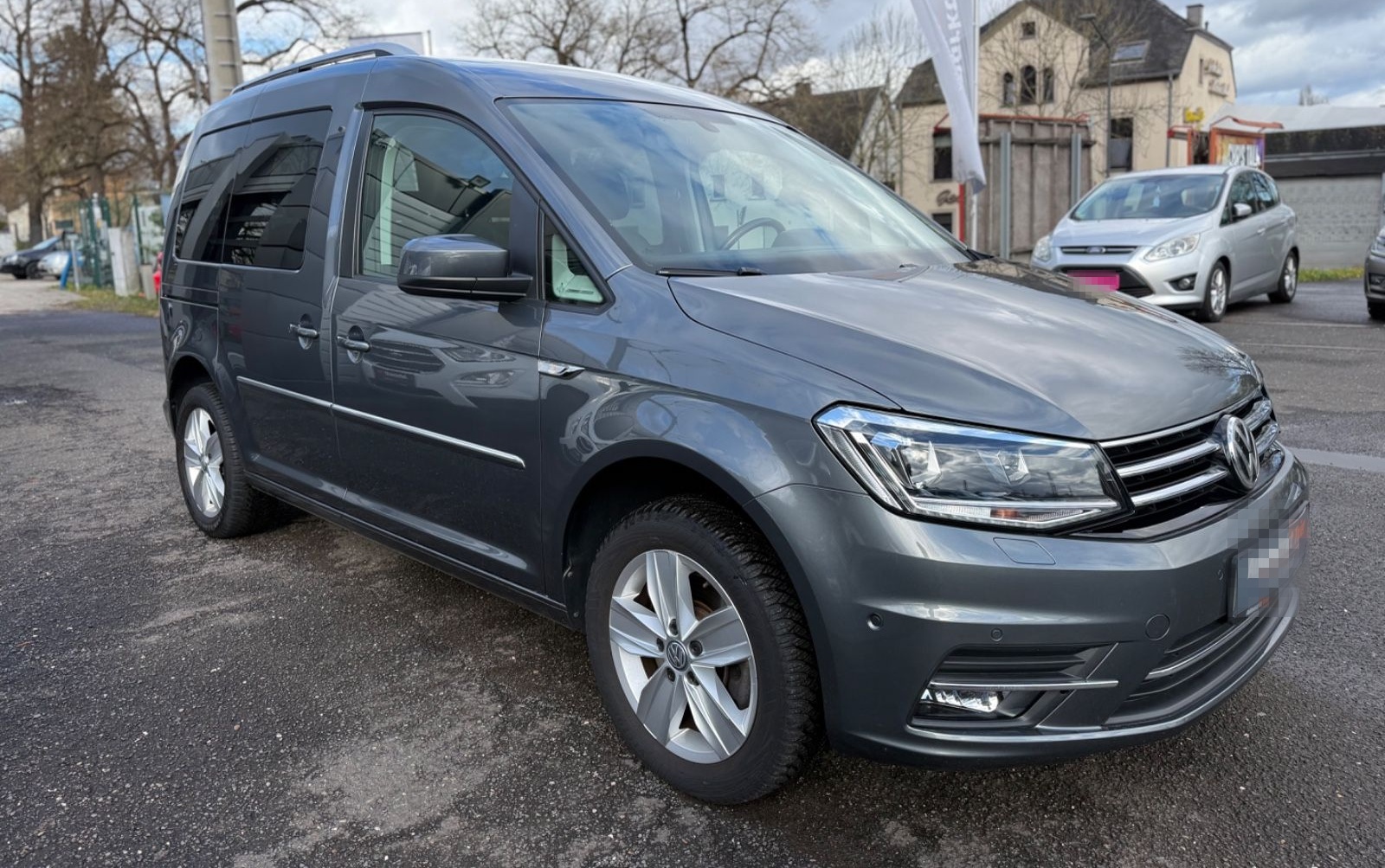 Volkswagen Caddy! Automatik! Kamera! Wenig KM! 1. Hand! foto 7