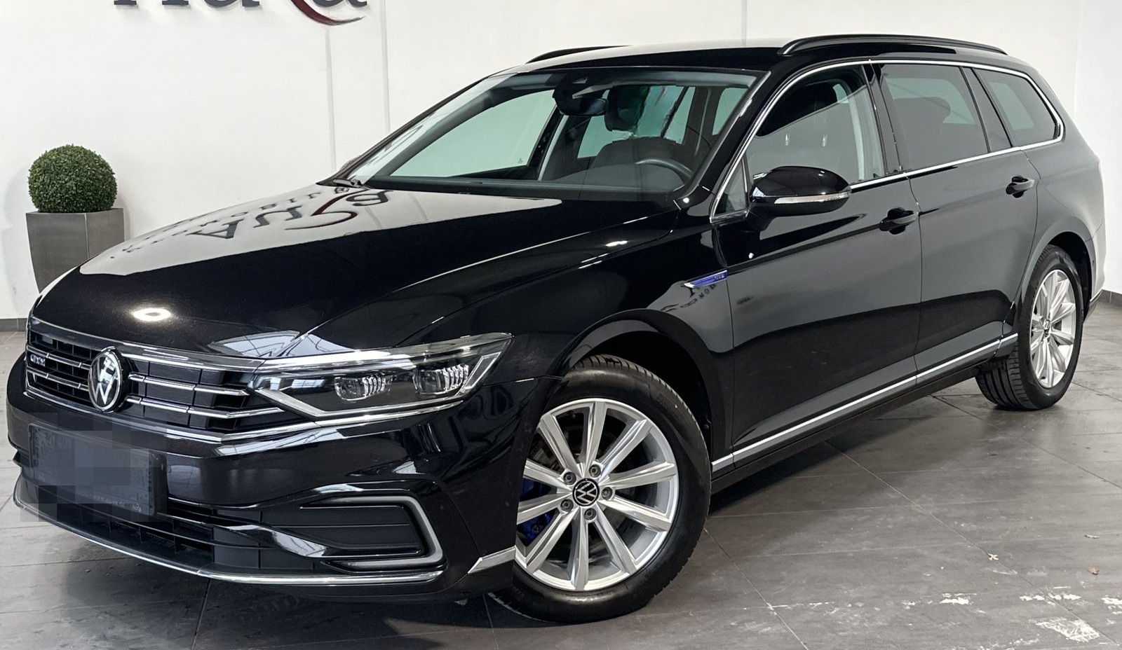 Volkswagen Passat GTE Hybrid NAV+LED+KAM+AHK+1HAND+17ZO+PP foto 2