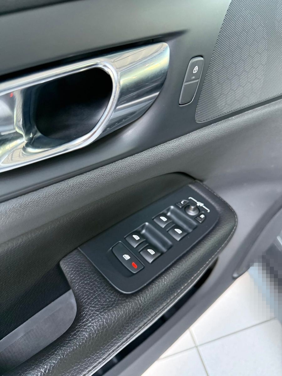 Volvo V60 Cross Country D3 AWD Geartronic Pro foto 11