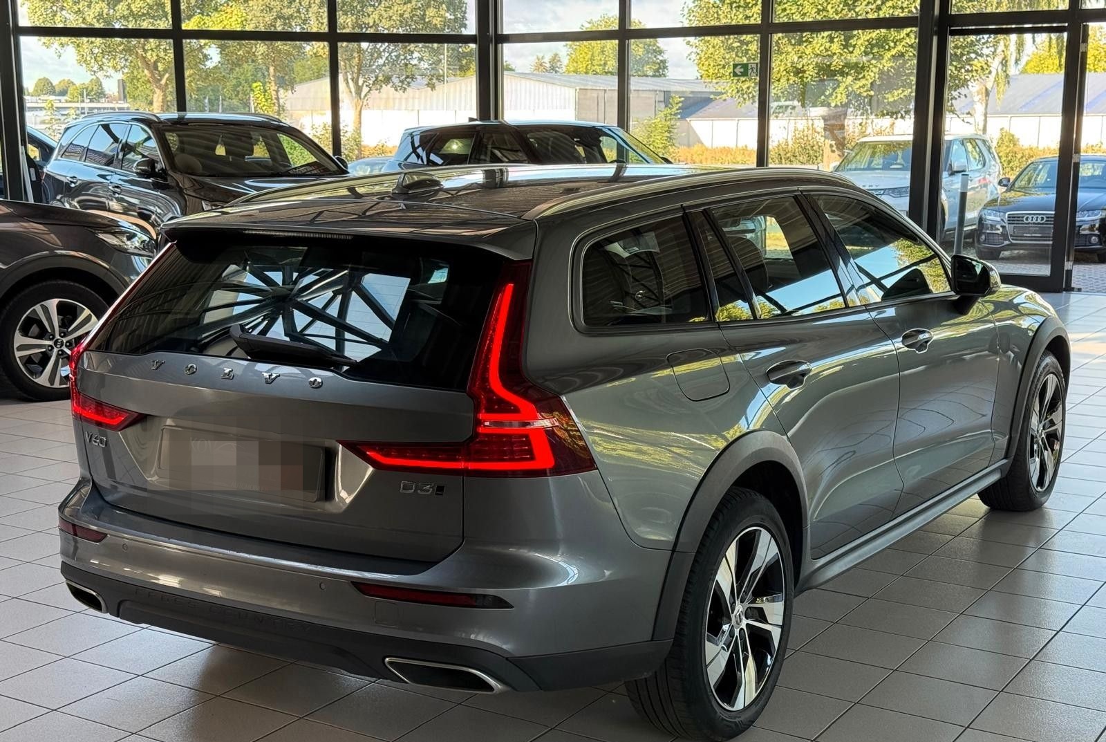 Volvo V60 Cross Country D3 AWD Geartronic Pro foto 8