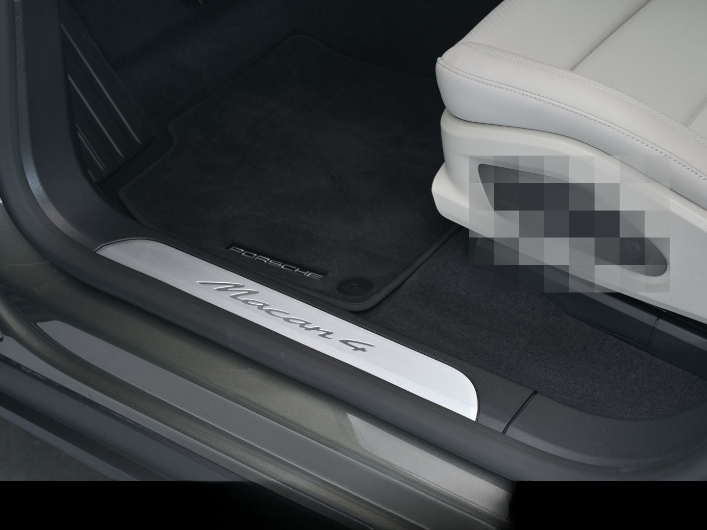 Porsche Macan 4 LUFT PANO BOSE MATRIX Abstandstempostat foto 14