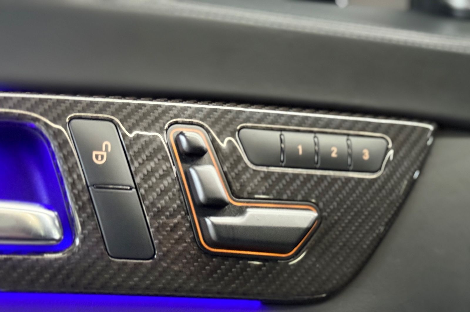 Mercedes-Benz CLS 63 AMG *PERFORMANCE*KAMERA*CARBON*VOLL*19.Z* foto 19