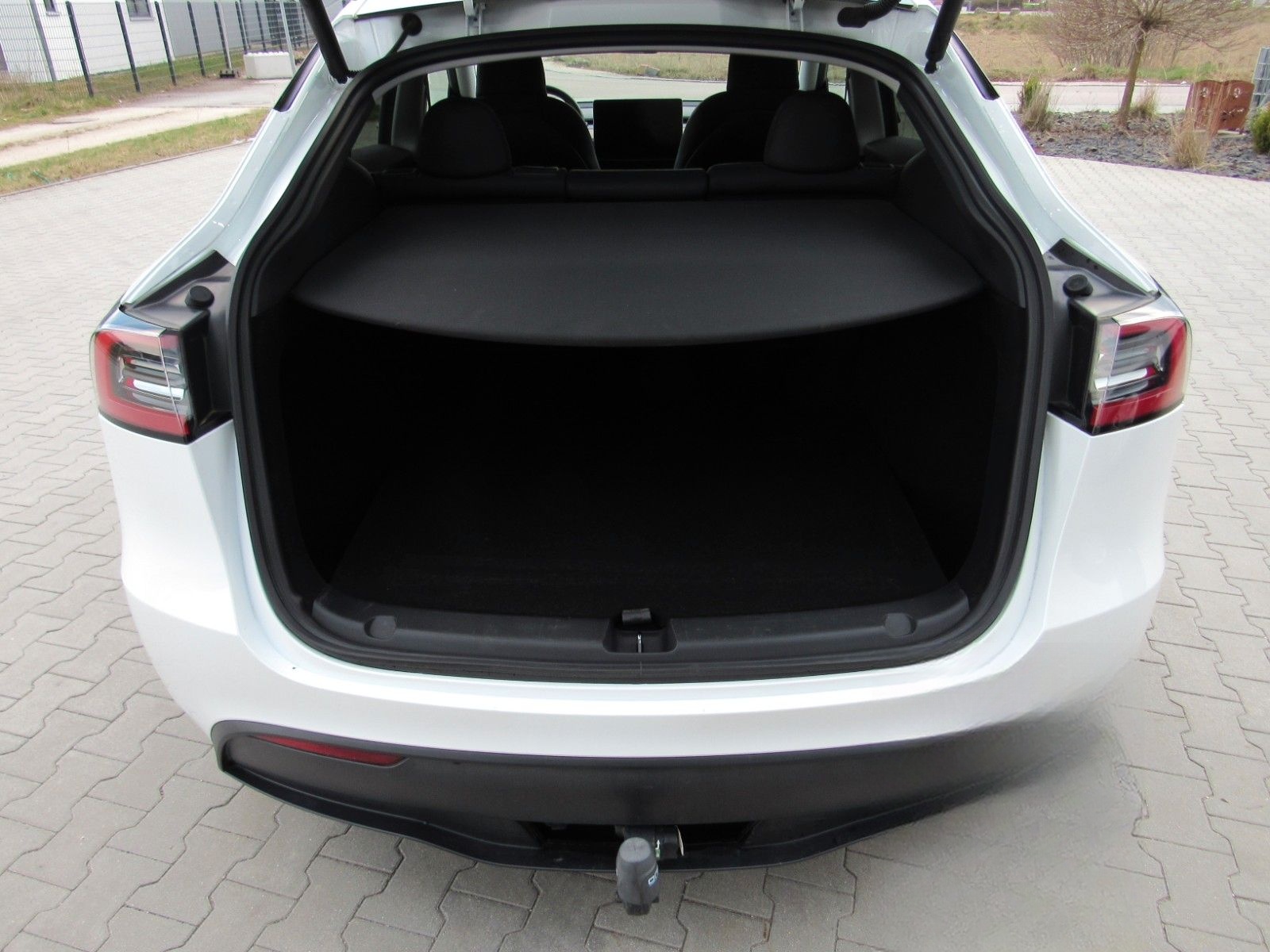 Tesla Model Y Performance Dual, AHK, SOH 92,0%, Grünh. foto 14