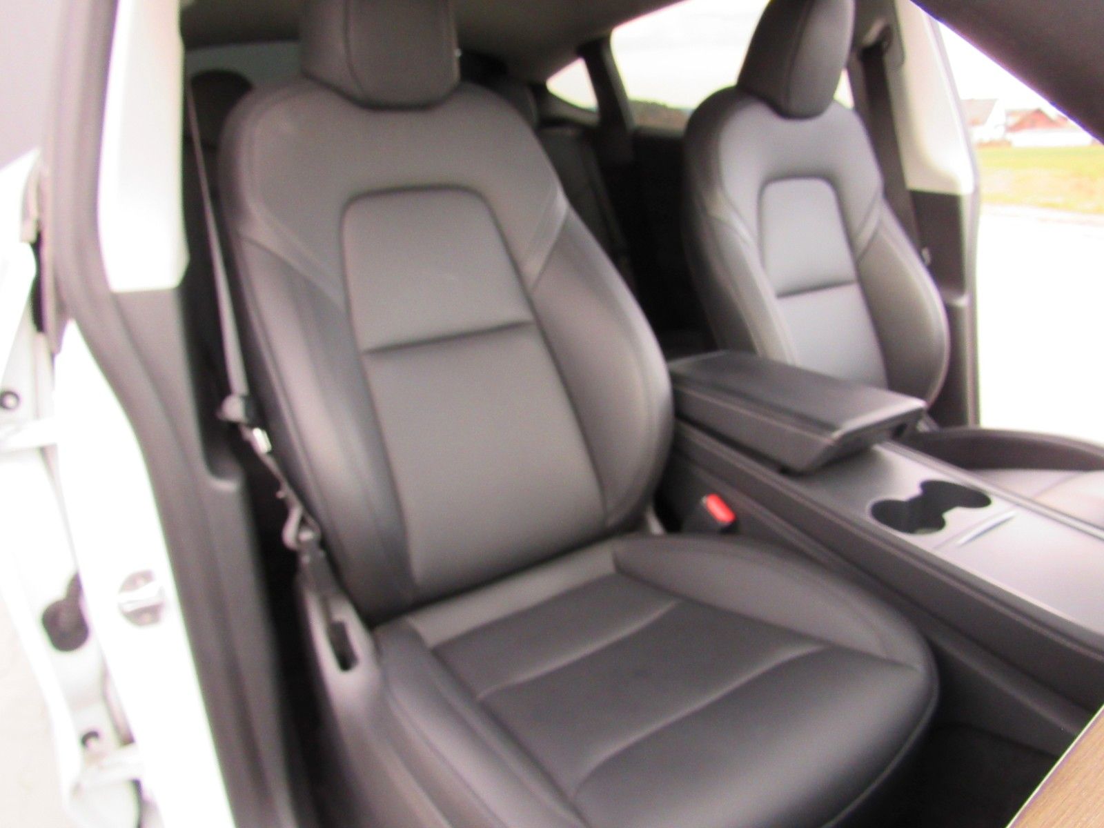 Tesla Model Y Performance Dual, AHK, SOH 92,0%, Grünh. foto 21