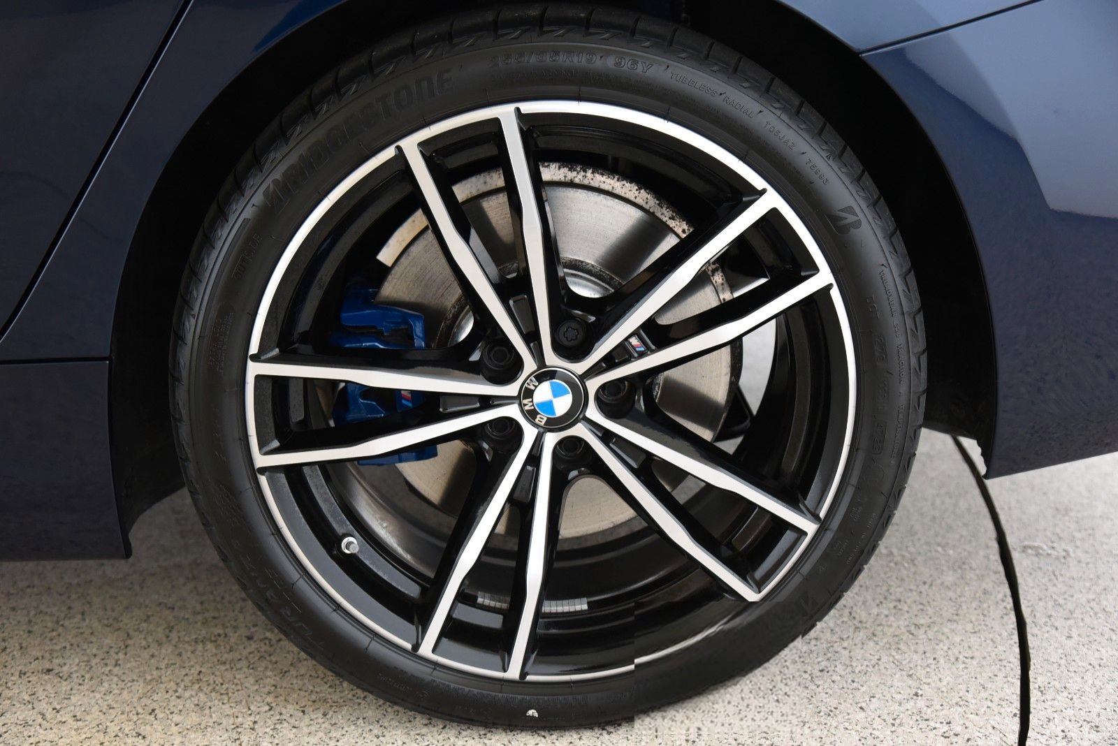BMW 320d Touring xDrive M Sport ACC Pano LED AHK H&K foto 22