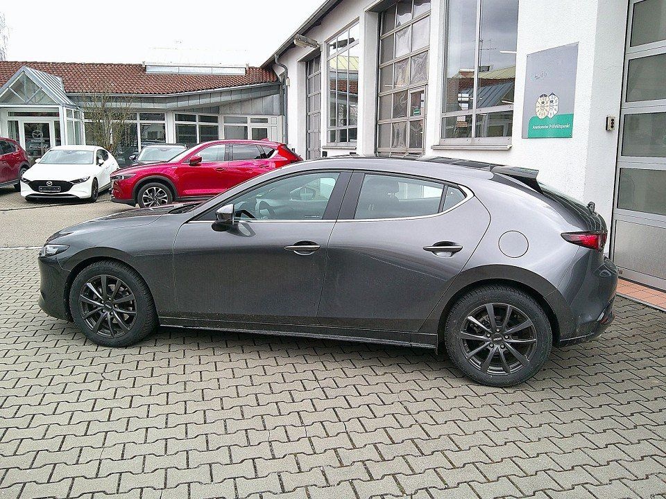 Mazda 3 SKYACTIV X 186 Exclusive NAVI/KAMERA/HUD/WKR foto 2