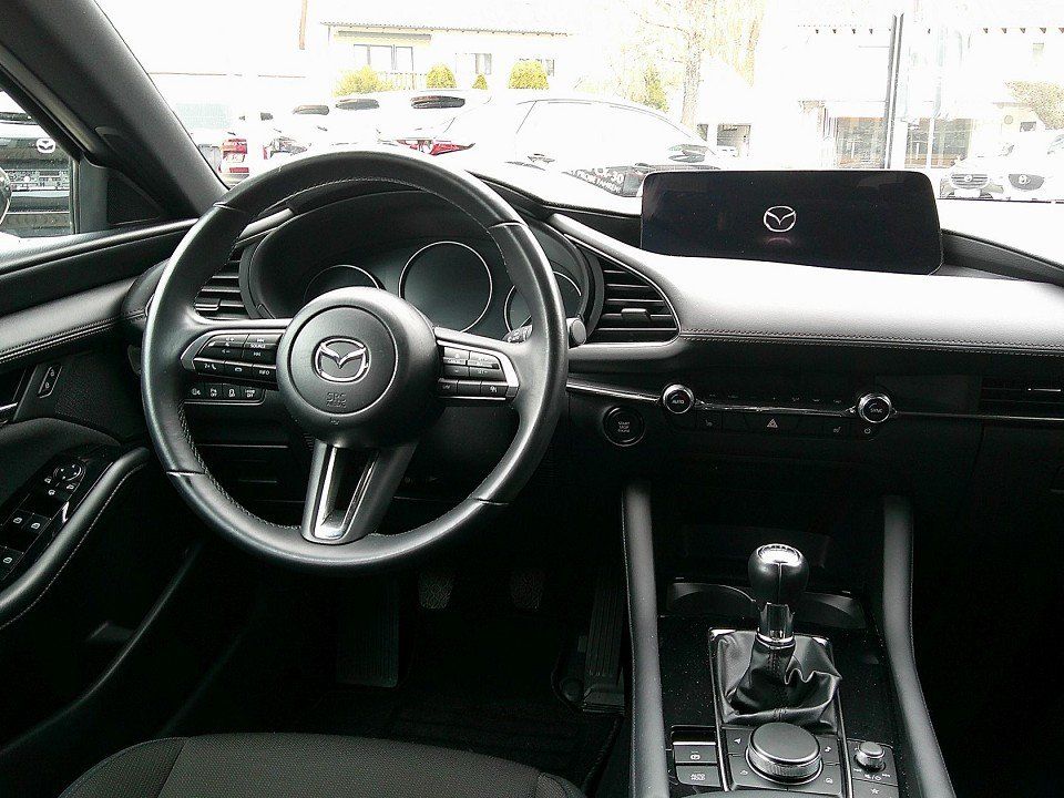 Mazda 3 SKYACTIV X 186 Exclusive NAVI/KAMERA/HUD/WKR foto 8